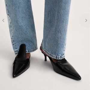 Toteme Black Leather Mules. Size 37